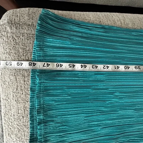 Fashion Nova set of trousers and a lace west ,color Tiffany,for tall women 5.92+ - Picture 12 of 16